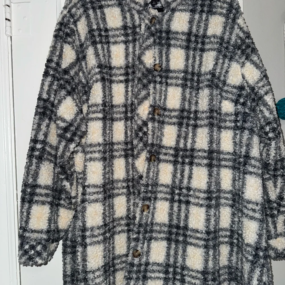 Torrid Shacket - Picture 2 of 3